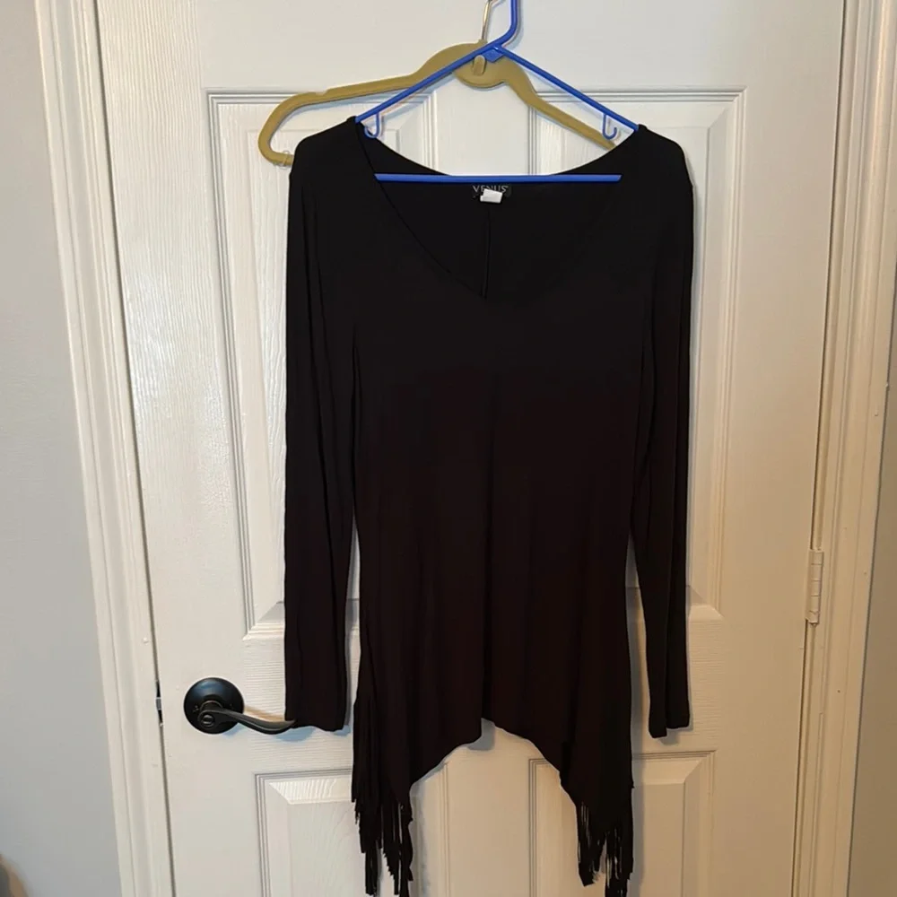 Black Fringe Hem Women's Top - Picture 1 of 4